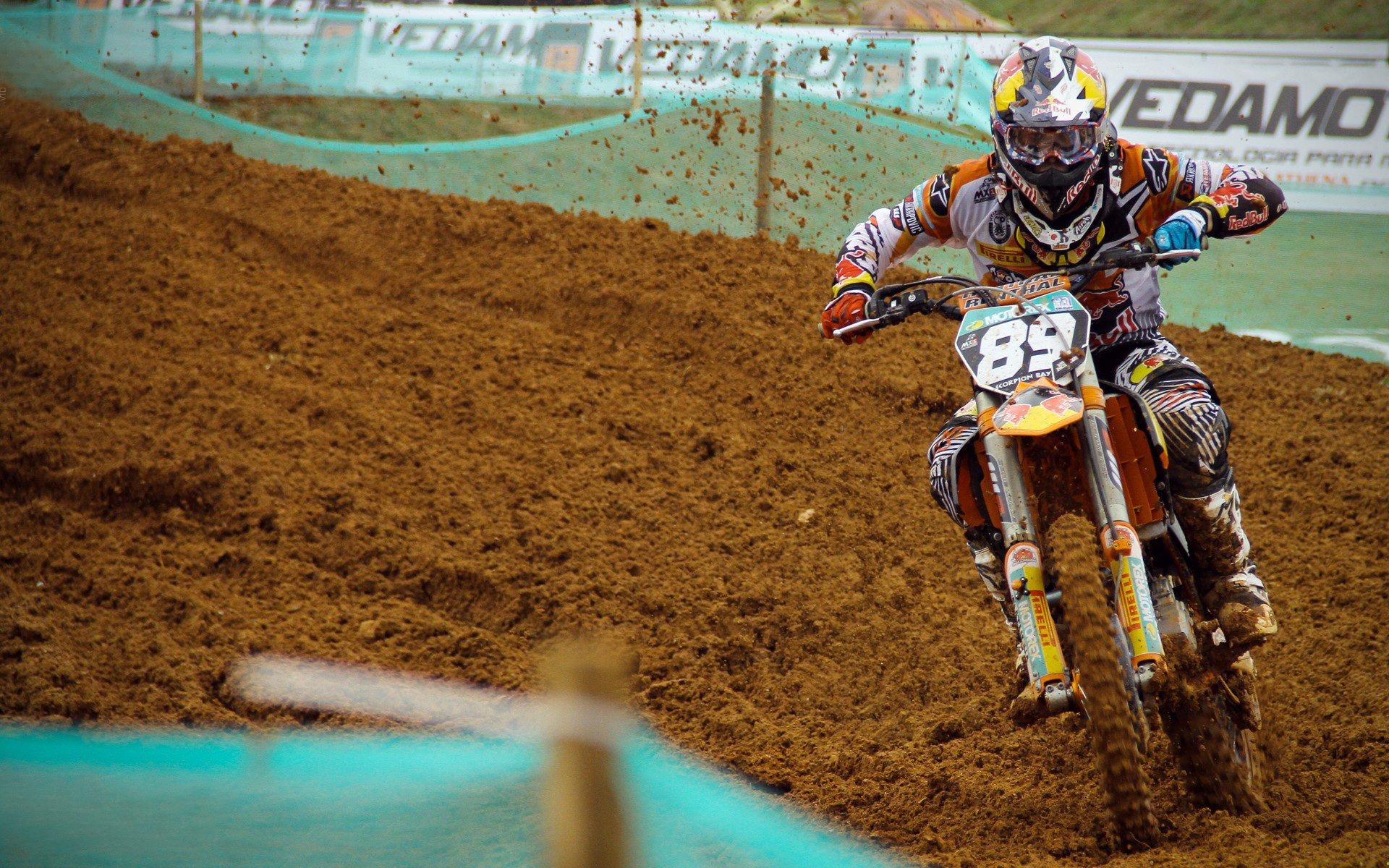 CBA季后赛激战正酣 辽宁队力克广东队挺进总决赛